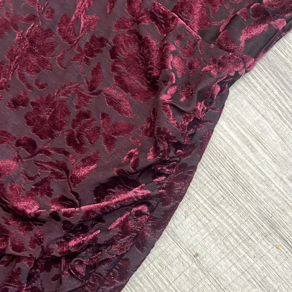 City Studio Dress - Picture 5 of 10